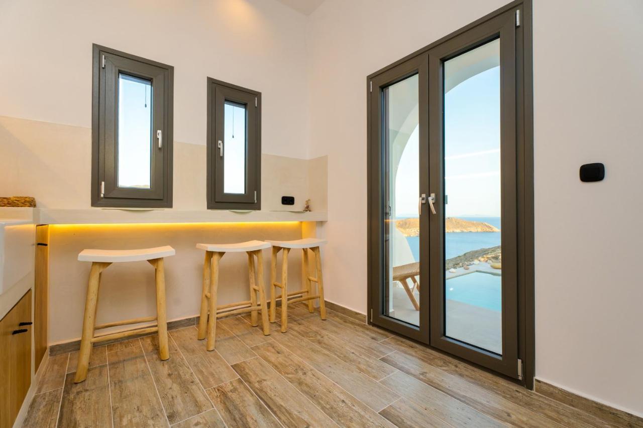 Ios Seaside House With Sunset View And Small Pool Chora Exterior foto